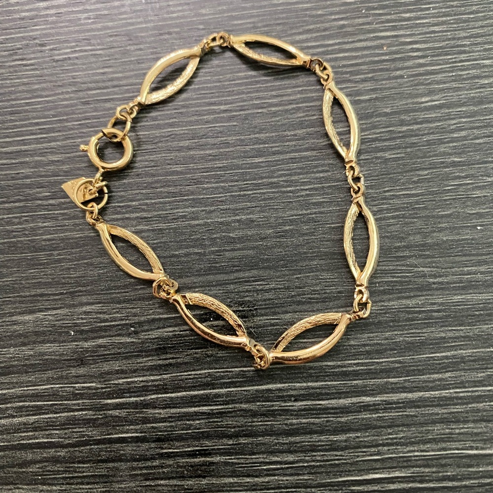Sarah Coventry Gold-Tone Open Marquise Link Bracelet